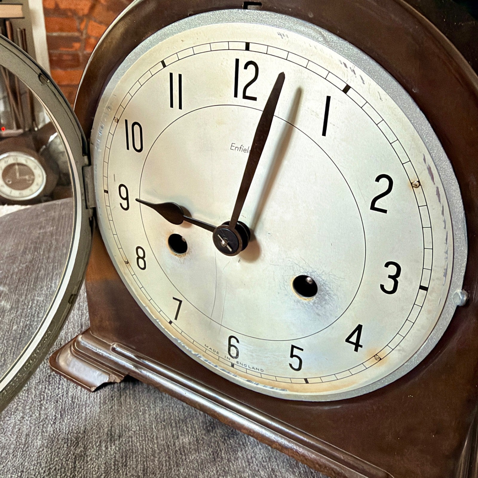 Vintage Enfield Bakelite Mantel Clock Gong Strike Fully Serviced Art Deco