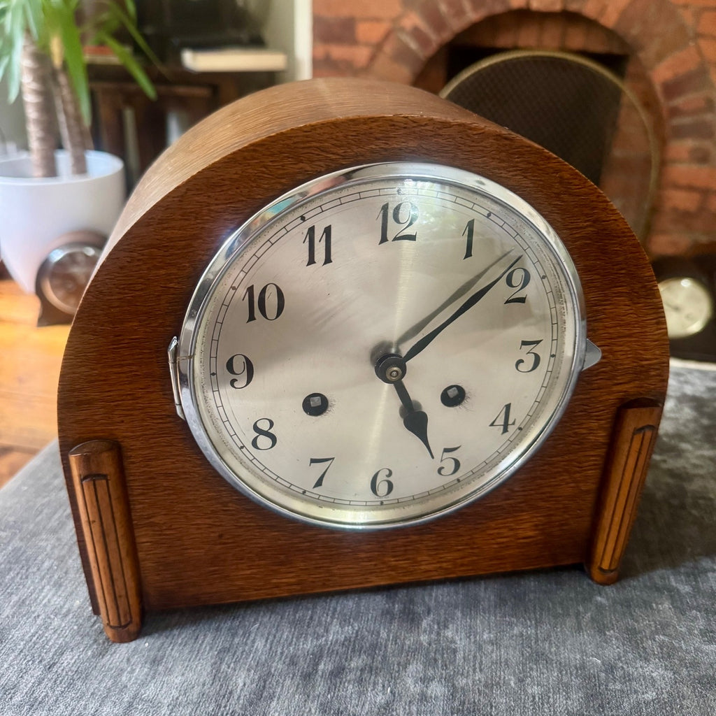 1930s German / Continental Art Deco mantel clock, dial marked FOREIGN.