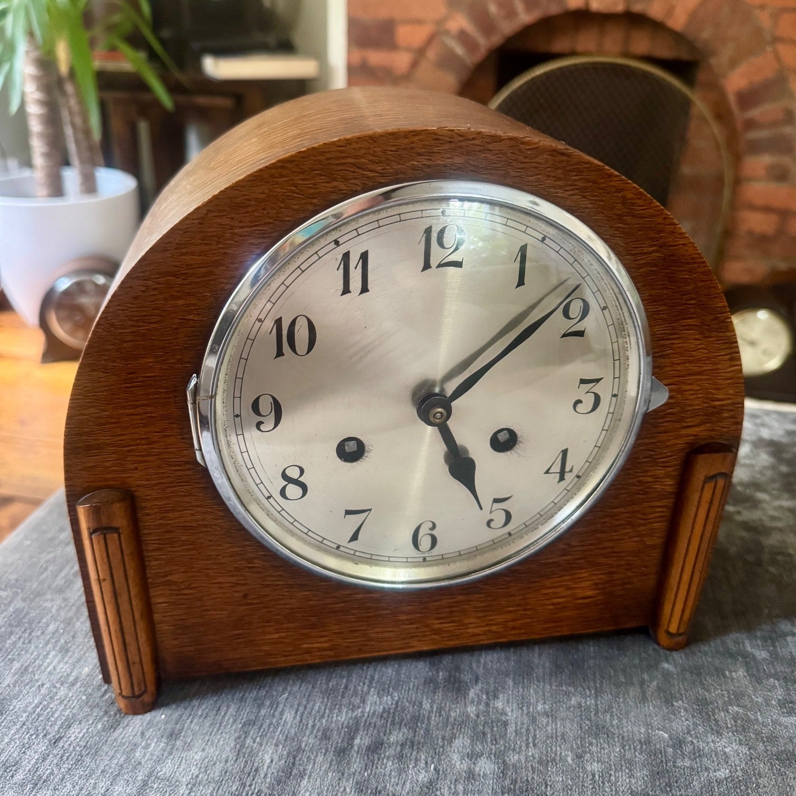 1930s German / Continental Art Deco mantel clock, dial marked FOREIGN.