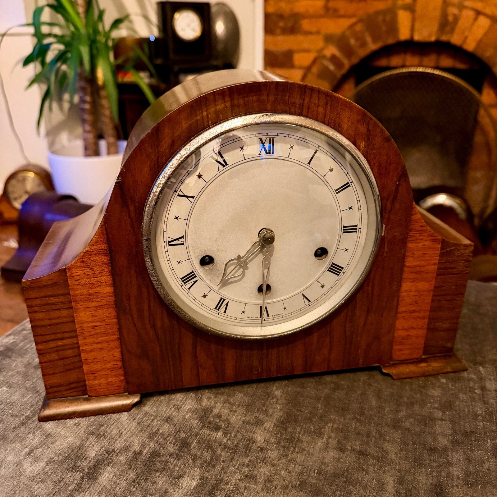 1954 Smiths K6A Westminster Chiming Mantel Clock Walnut Art Deco Marjorie