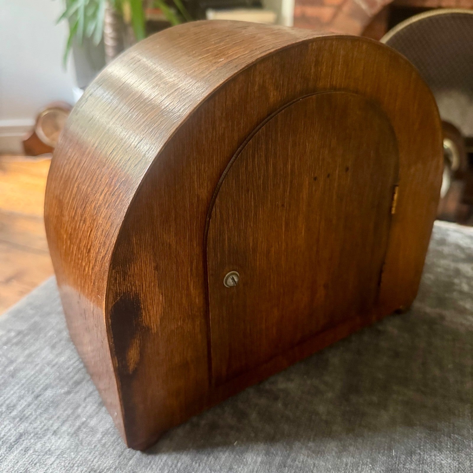 1930s German / Continental Art Deco mantel clock, dial marked FOREIGN.
