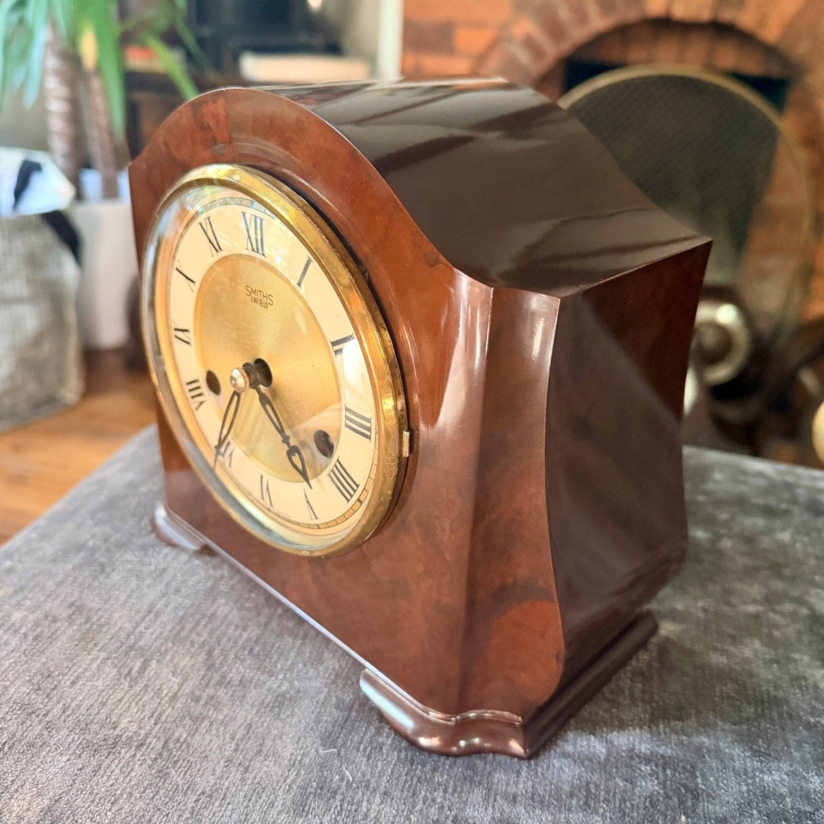 Vintage Smiths Enfield St Paul’s Bakelite Bim-Bam Mantel Clock Serviced - Mahn and Co Clock Repairs